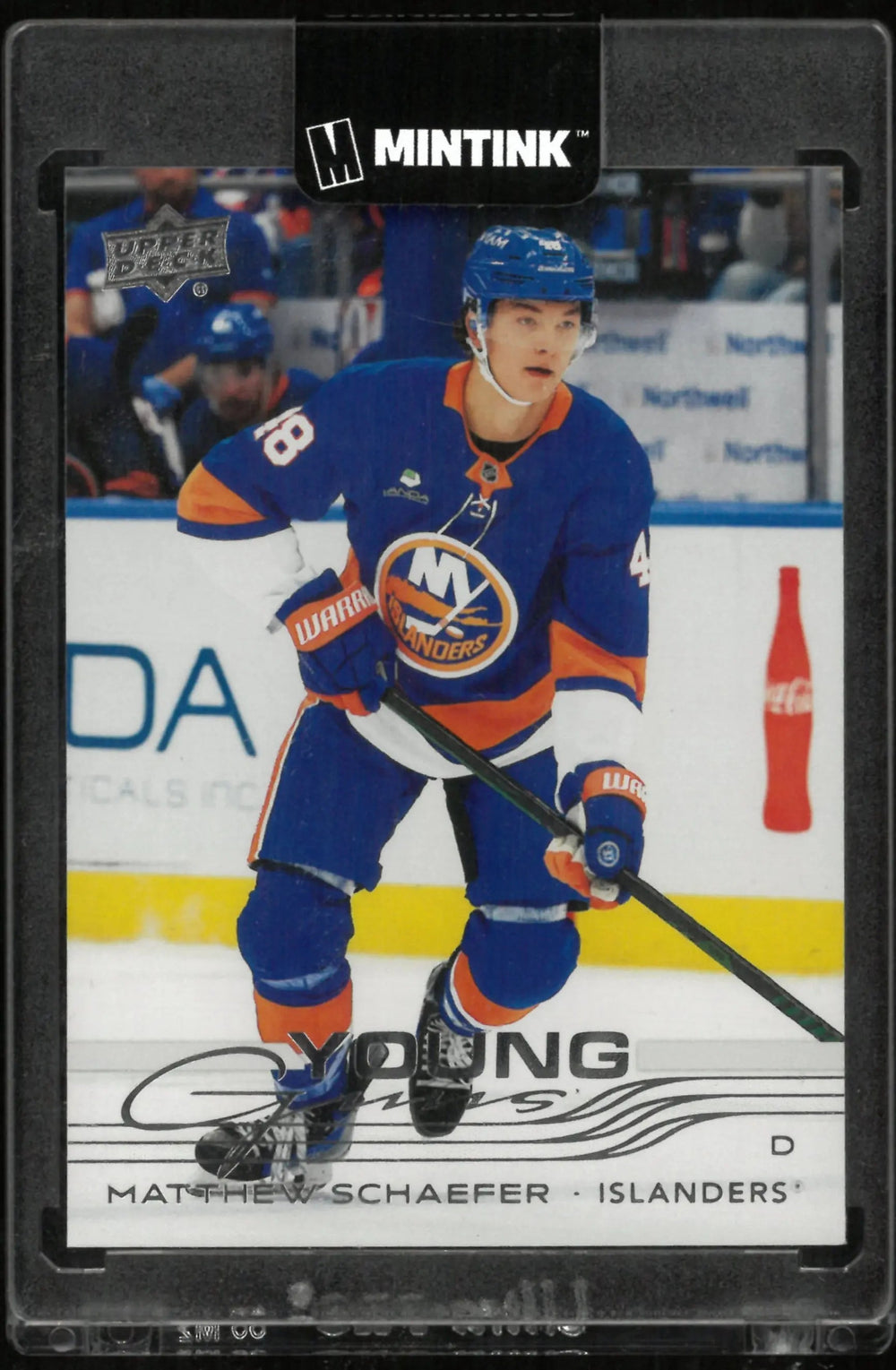 2025-26 Upper Deck Series 2 Young Guns Matthew Schaefer RC Rookie