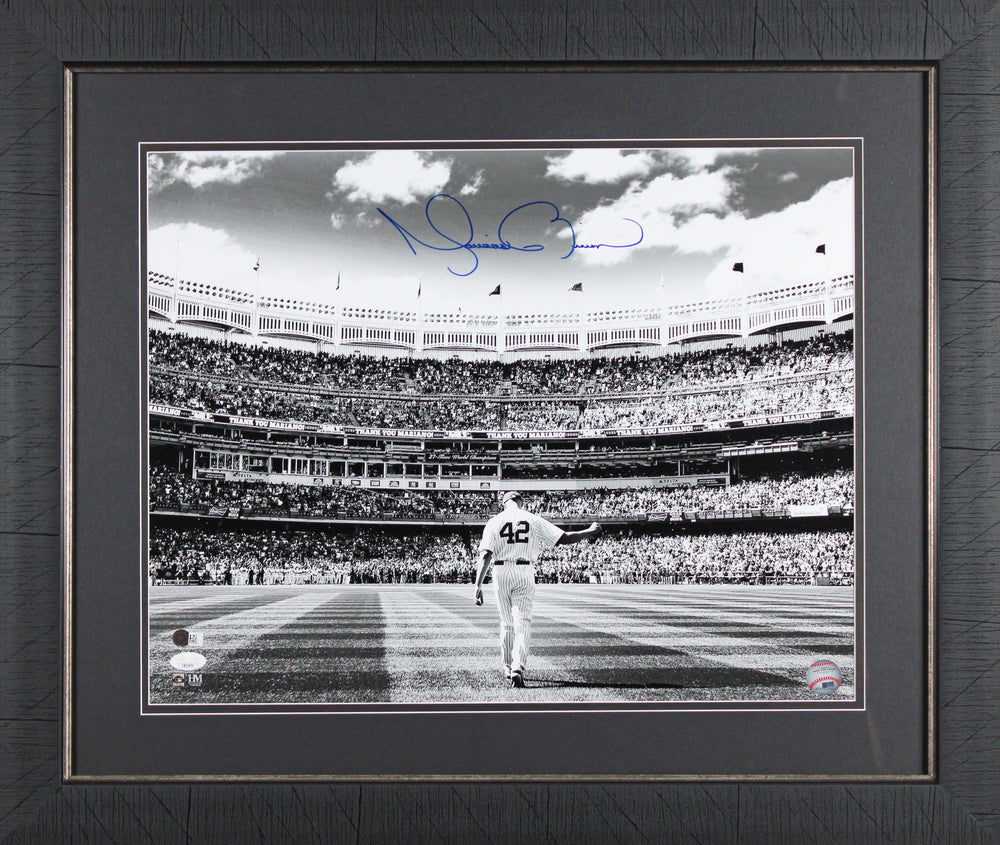 Yankees Mariano Rivera Authentic Signed 16x20 Framed Photo JSA #CB03694