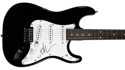 Tim McGraw Authentic Signed Black Electric Guitar Autographed PSA/DNA #AQ51699